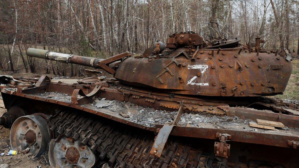 Image of a destroyed Russian tank in Ukraine