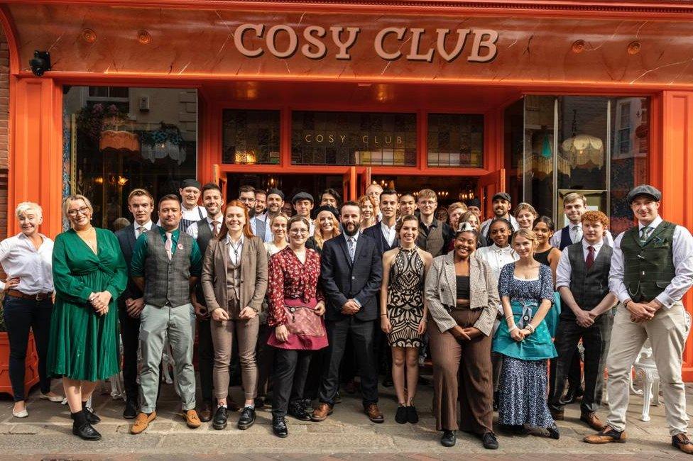 Cosy Club