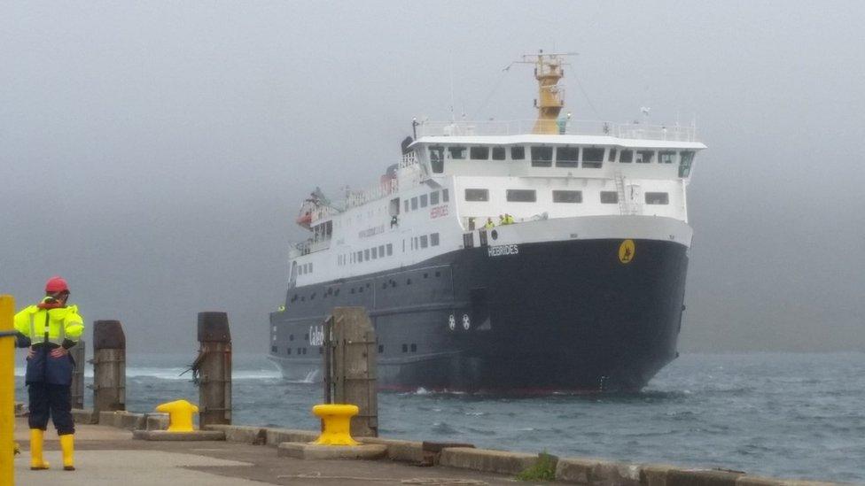 Bàta CalMac