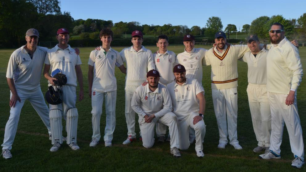 Adult cricket team