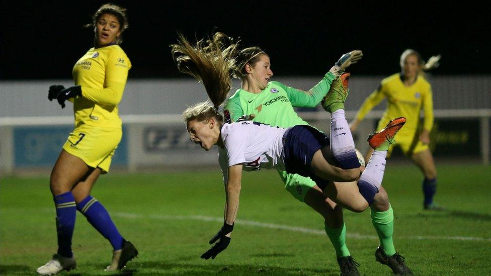 Lizzie Durack in action for Chelsea v Spurs in December 2018