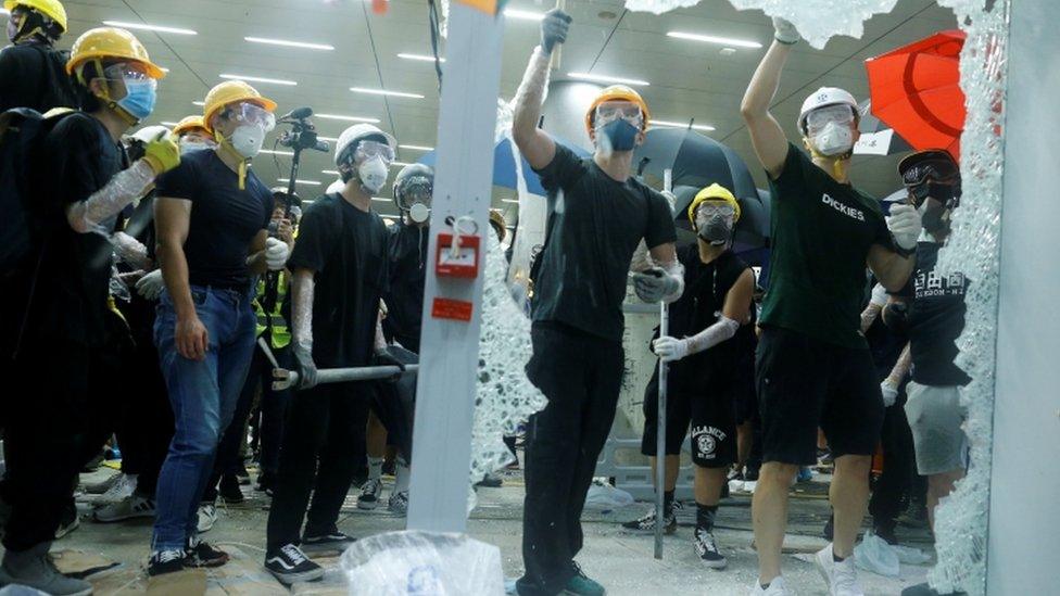 Protesters break the windows of LegCo