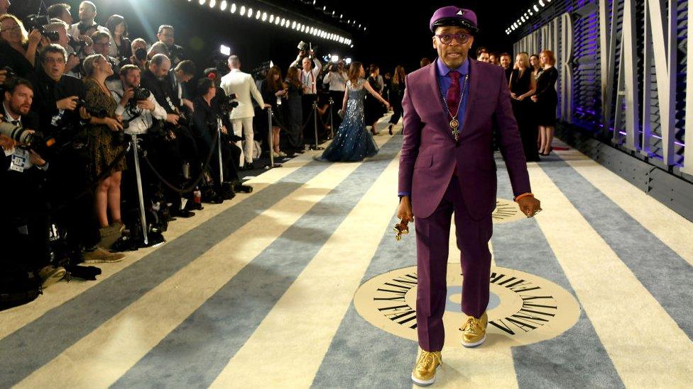 Spike Lee poses with the Academy Award for Best Adapted Screenplay during the 2019 Vanity Fair Oscar Party hosted by Radhika Jones at Wallis Annenberg Center for the Performing Arts on February 24, 2019 in Beverly Hills, California.