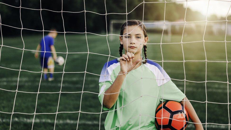 Girls-football.