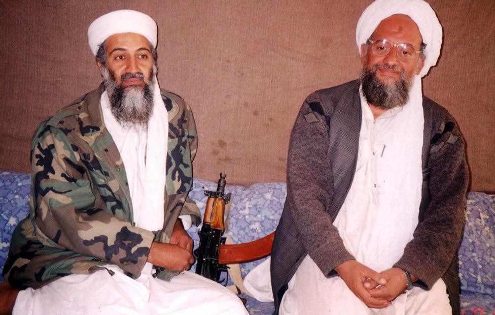 Osama Bin Laden (l) and al-Zawahiri