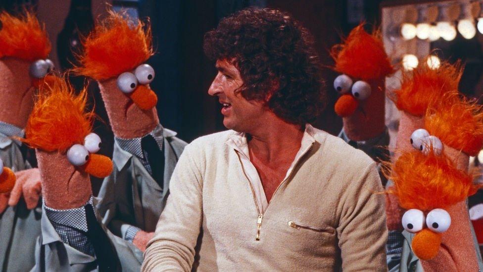 Mac Davis on The Muppet Show