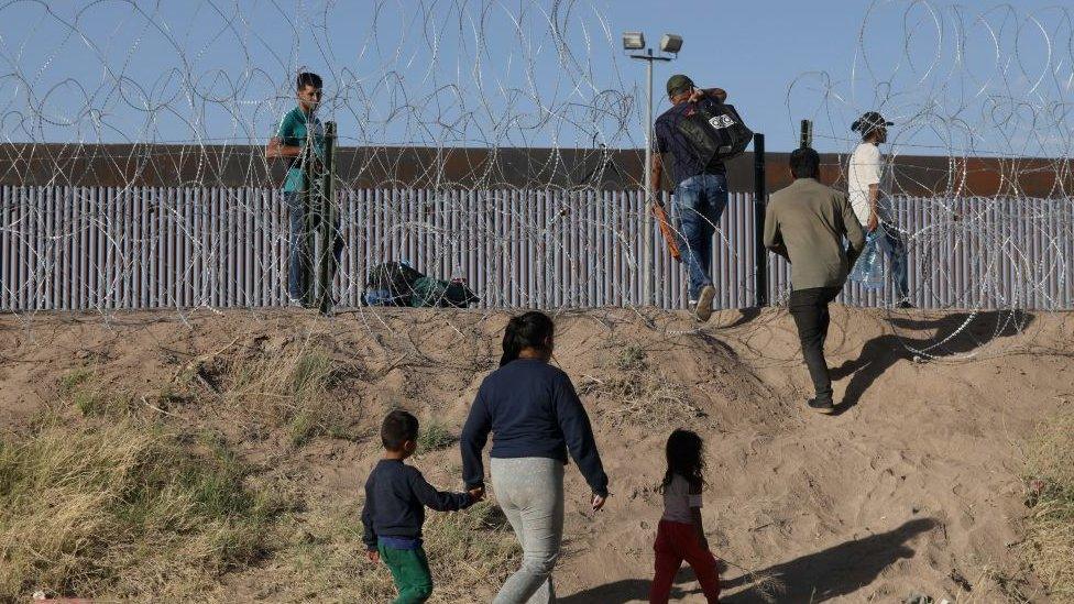 Migrants near El Paso in May 2023