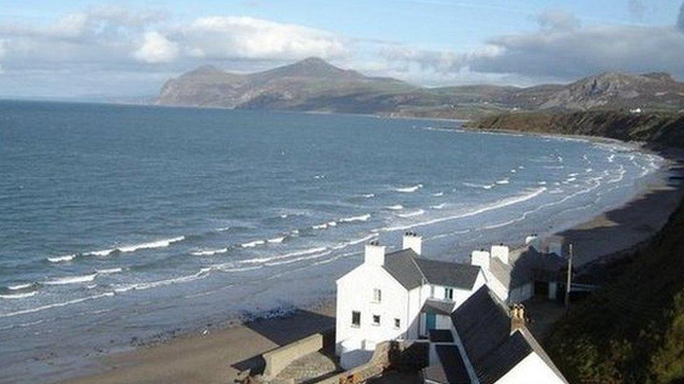 Morfa Nefyn beach