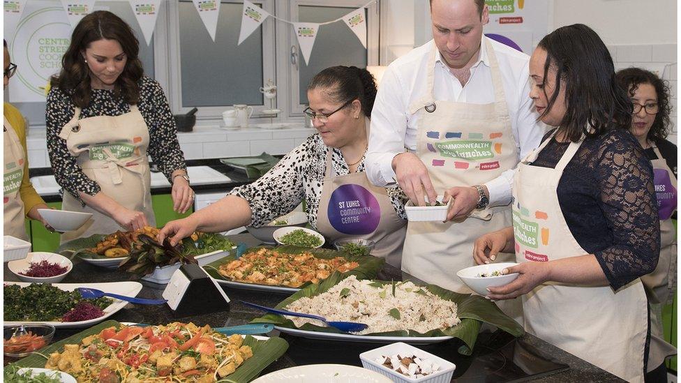 The duke and duchess prepare food for the Commonwealth Big Lunch