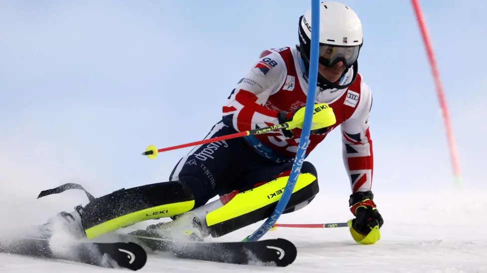 Taylor cuarto en el mejor inicio de Gran Bretaña en una Copa del Mundo Taylor cuarto en el mejor inicio de Gran Bretaña en una Copa del Mundo