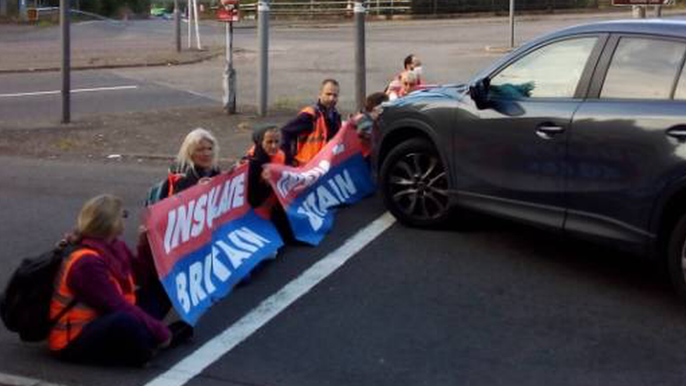 Insulate Britain protest at J18 M25