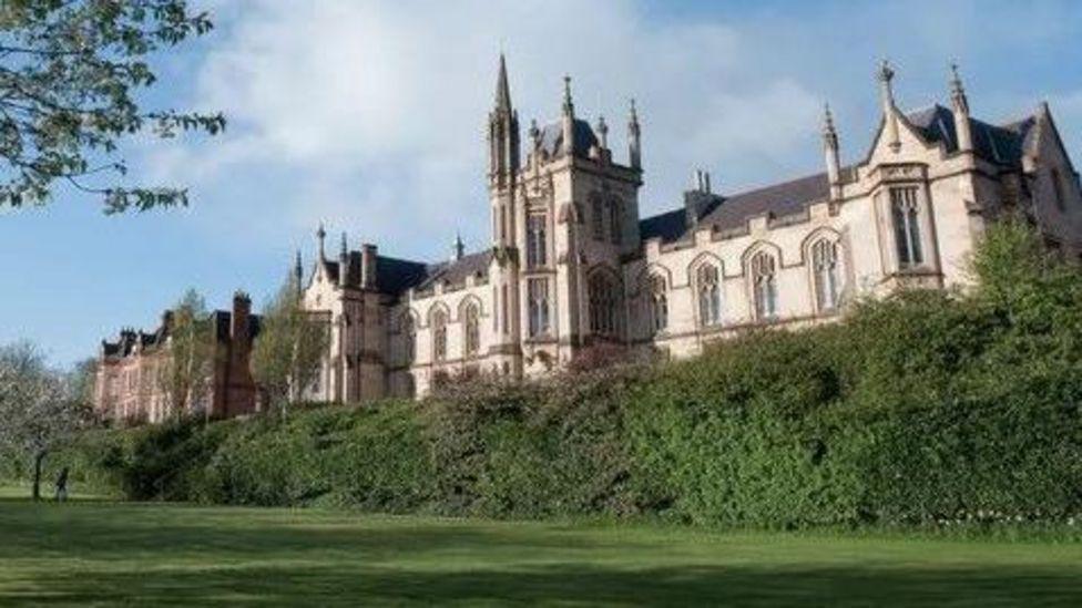 ulster univeristy building in derry