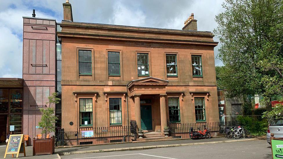 A sandstone mansion in Dumfries which helped to inspire JM Barrie to write the story of Peter Pan