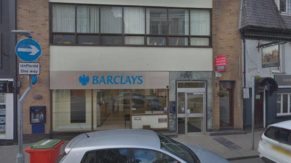 Barclays Caernarfon