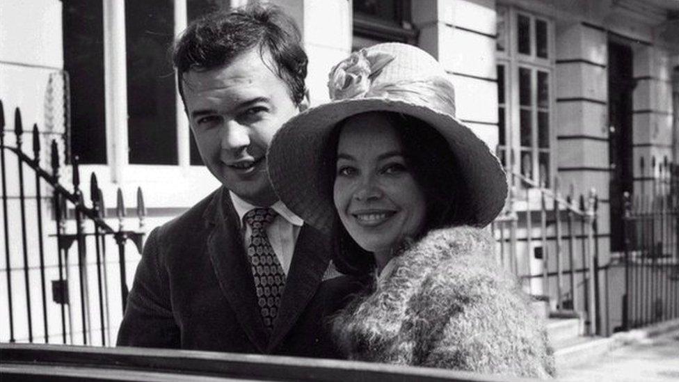 Peter Hall marries Leslie Caron