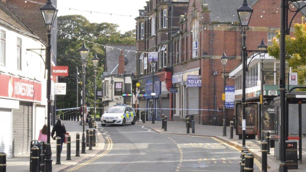 Cordon outside pub in town centre