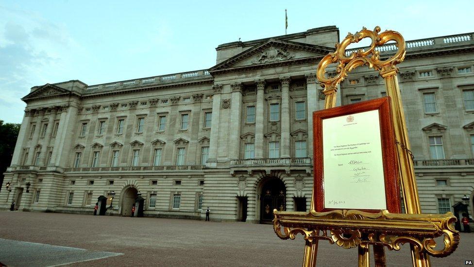 The Easel, A type of certificate - placed outside of Buckingham Palace to officially announce the birth of his Royal Highness Prince George Alexander Louis of Cambridge.