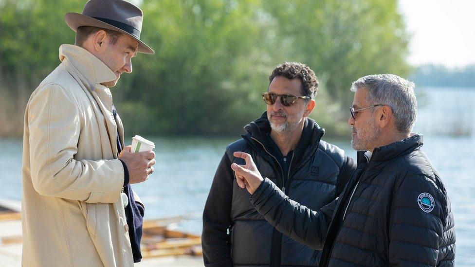 George Clooney directing on set