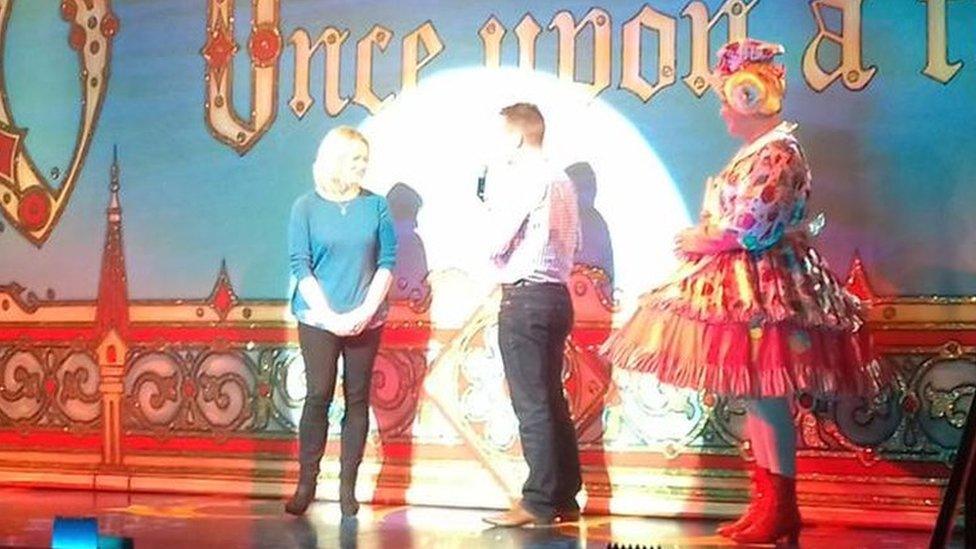 Proposal on panto stage