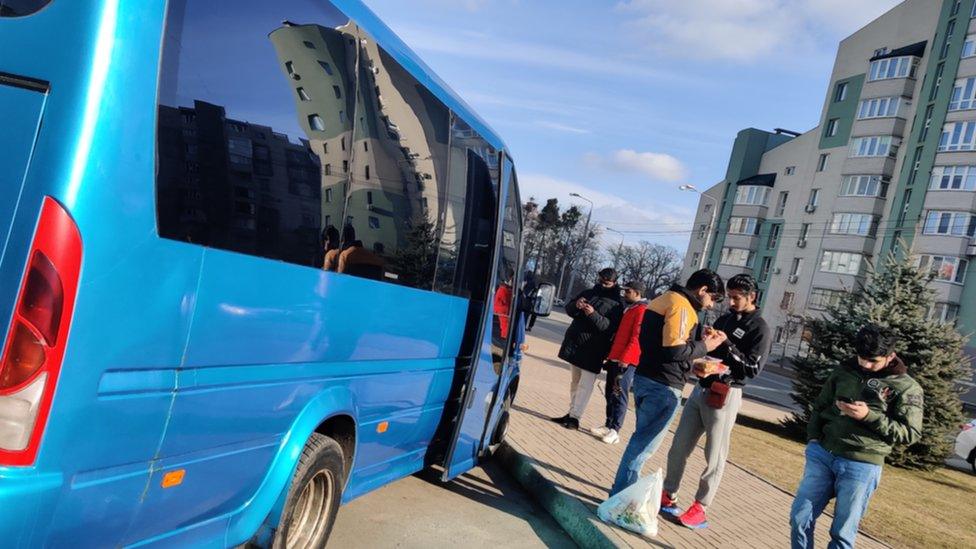 Minibus to the Romanian border