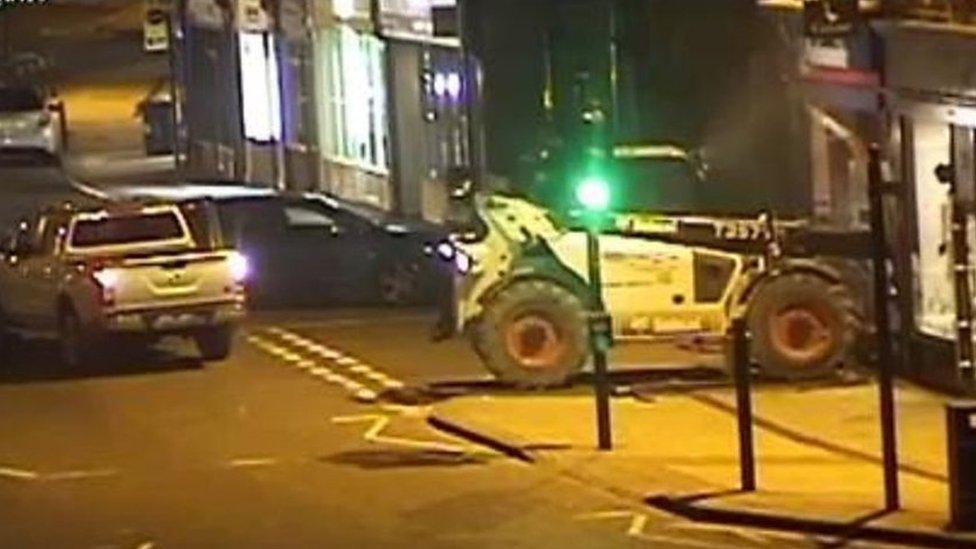 Leicestershire cash machine raid