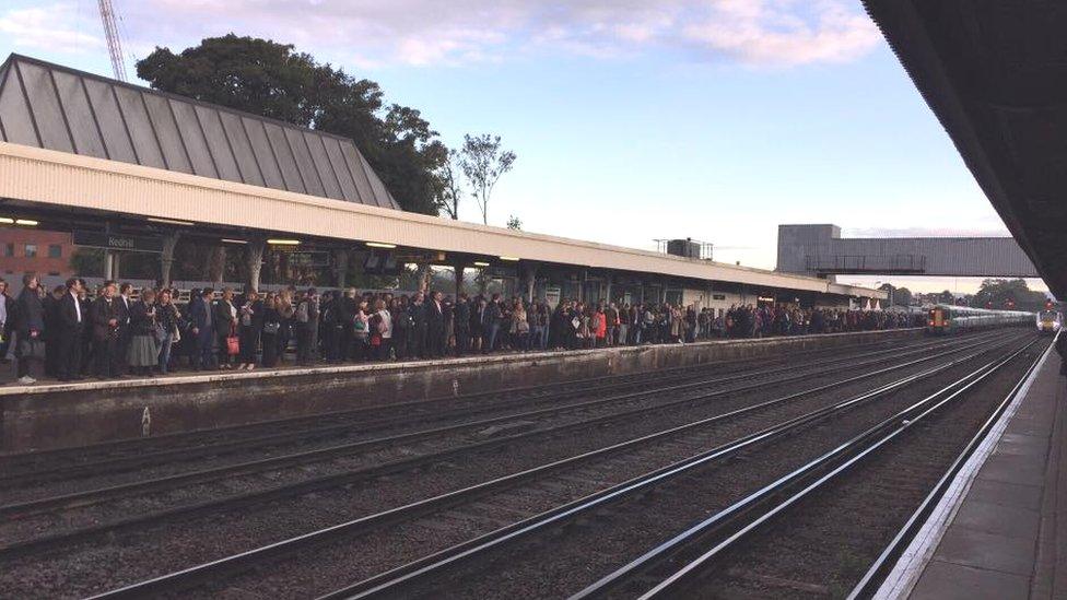 Overcrowding at Redhill station - 11/10/16