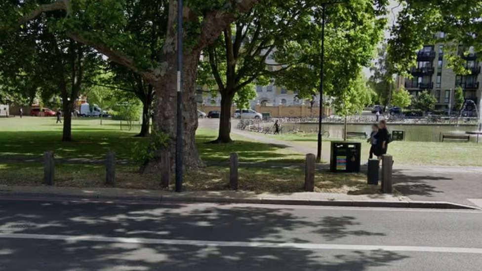 Police were called to Craven Walk near Clapton Common in Hackney on Saturday evening