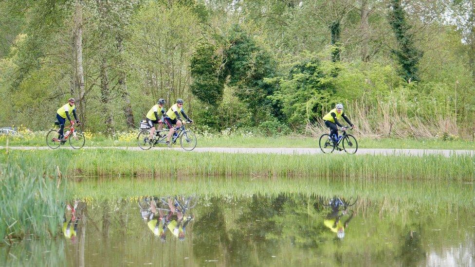 Blind Dave cyclists