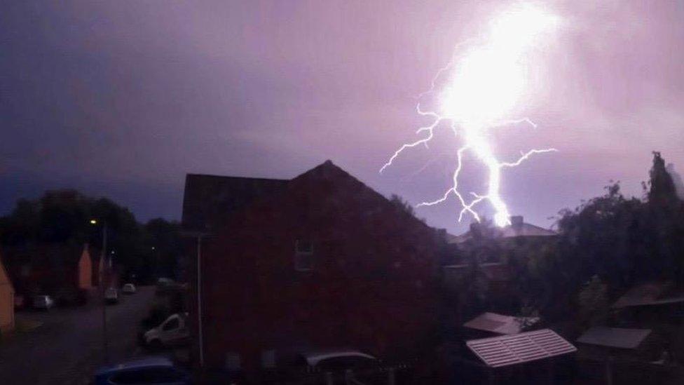 Lightning in Ryhill, Wakefield