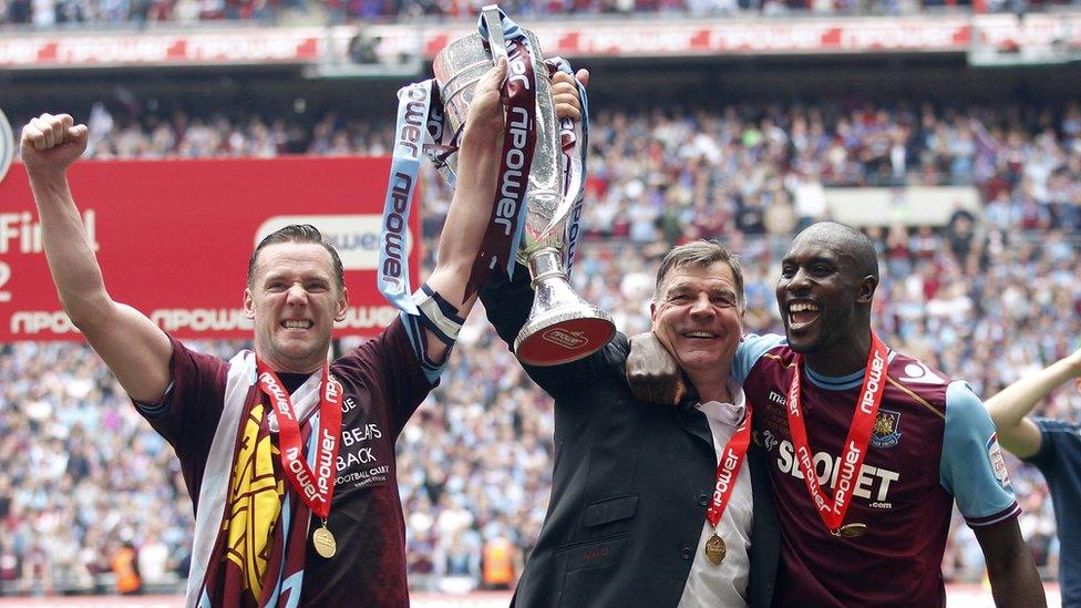 Kevin Nolan (left) with Sam Allardyce (central) and Carlton Cole (right)