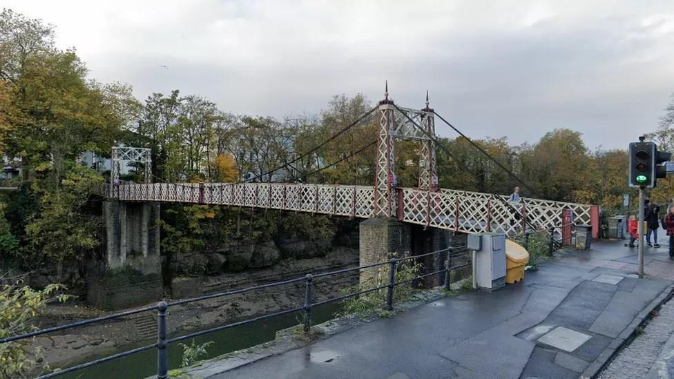 Gaol ferry bridge