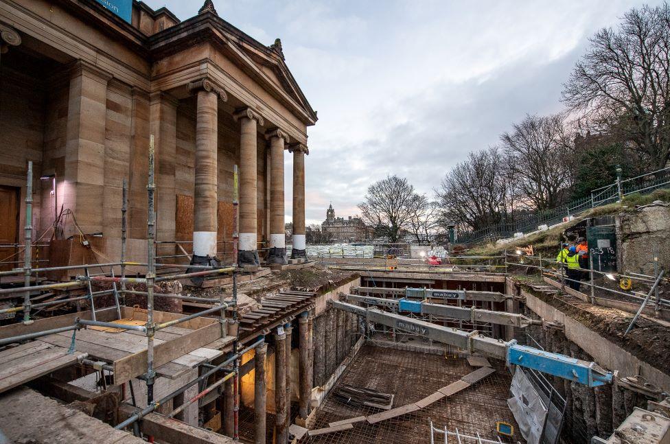 Excavation of new galleries