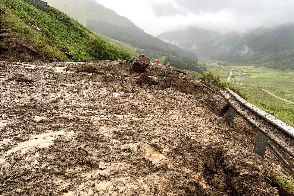 About 1,500 tonnes of debris fell on the A83