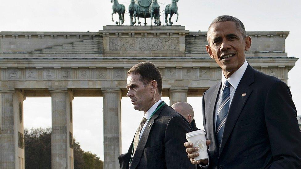 Obama at the Brandenburg Gate on 17 November 2016