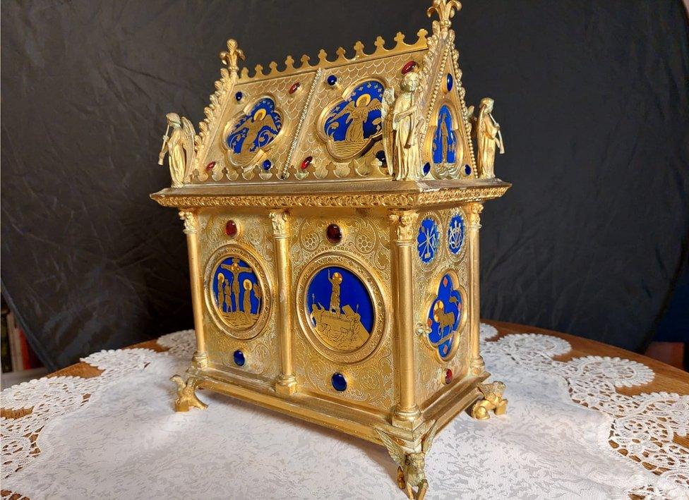 Golden reliquary