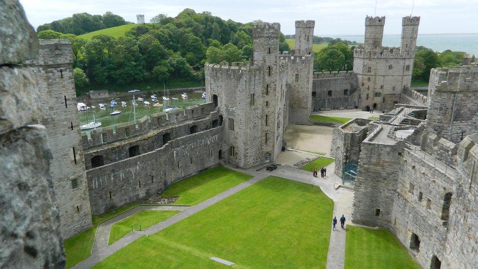 Brendan Murray's photograph of Caernarfon Castle towers