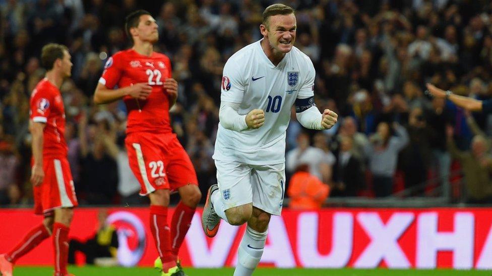 Wayne Rooney celebrates