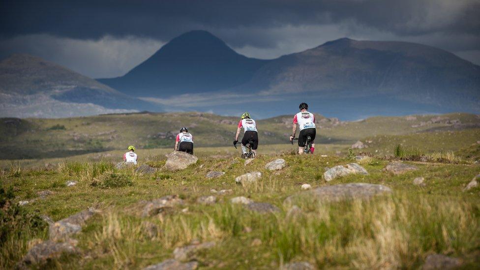 NC500 cyclists