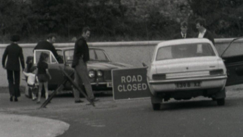 Customs officers say check points like these would not work today