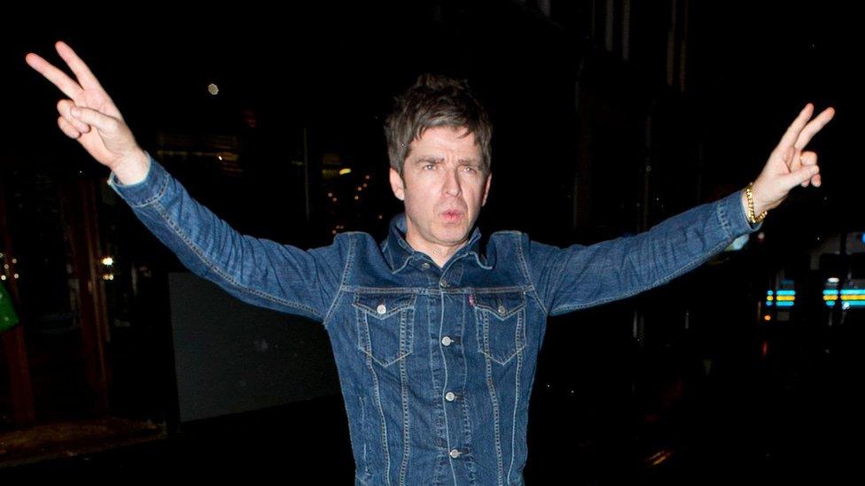 Noel Gallagher arriving at the club in 2014