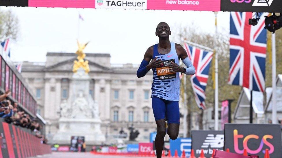 Kelvin Kiptum in London Marathon 2023