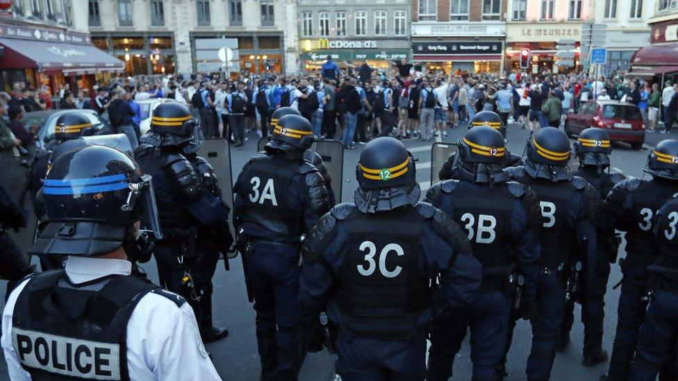 Police and England fans