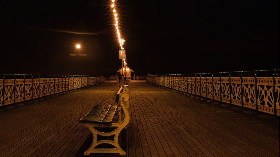 Penarth Pier at night