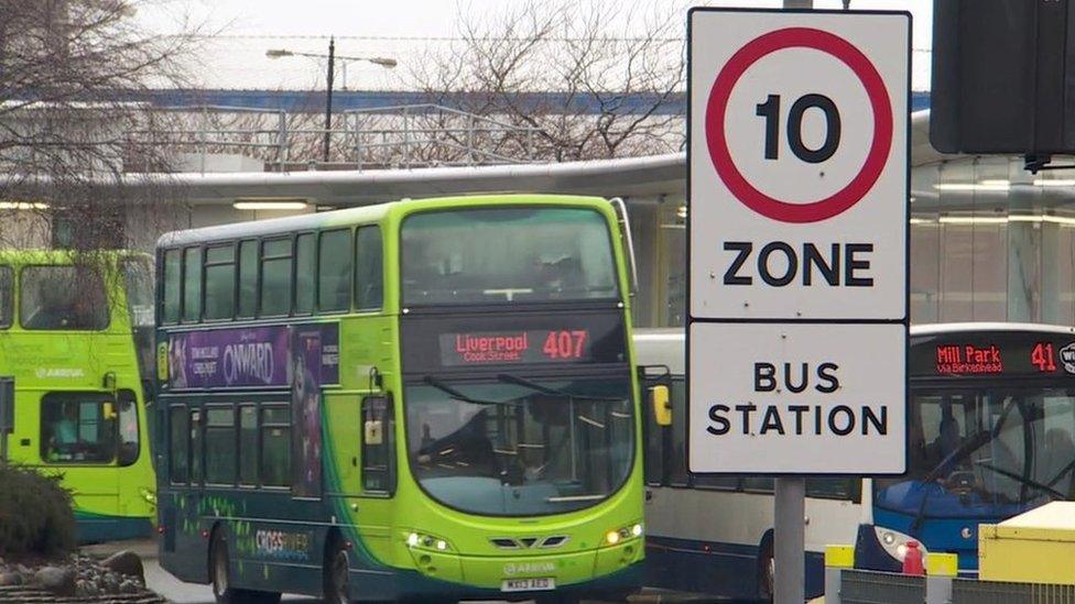 Liverpool bus