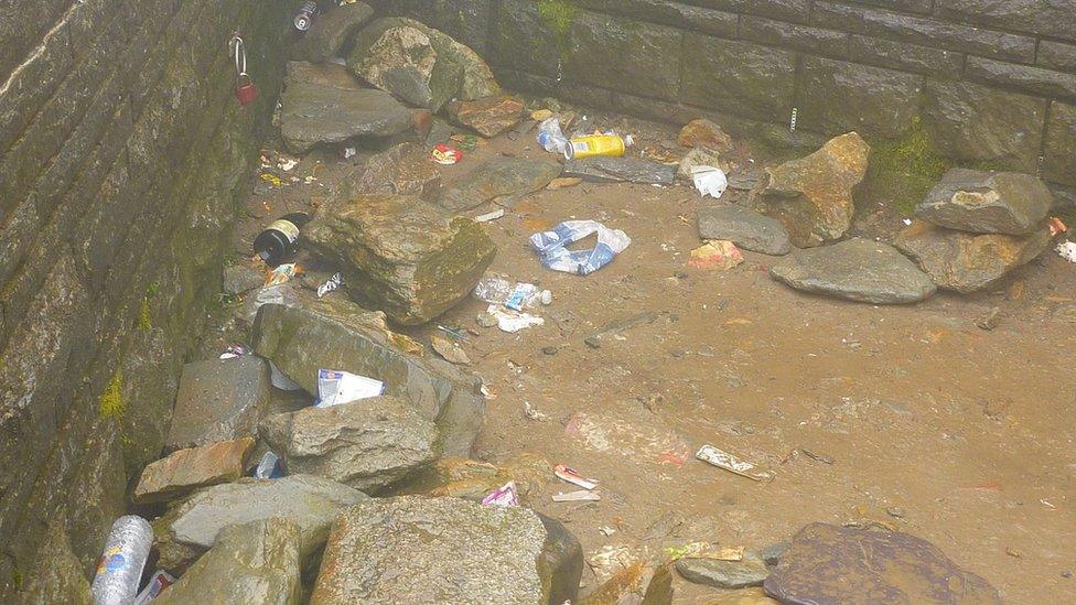 Rubbish next to Snowdon's mountaintop cafe