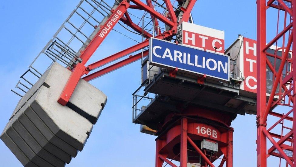 carillion crane