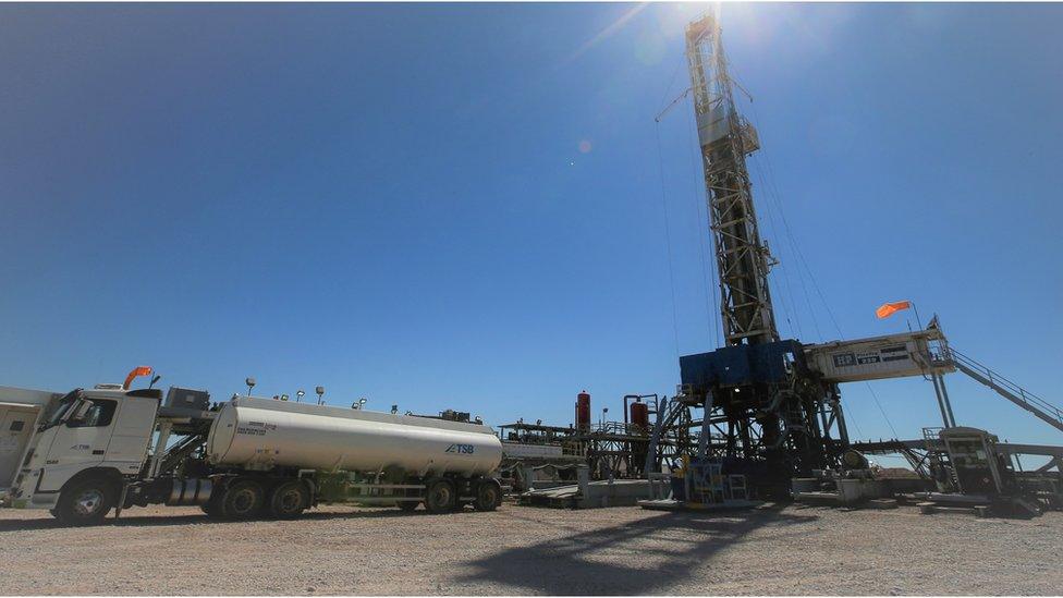 Drilling rig on a fracking site in the US