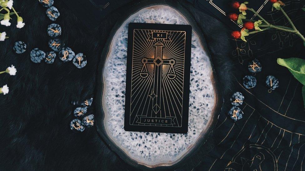 Tarot card