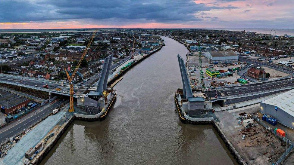 Aerial image of the Herring Bridge under construction