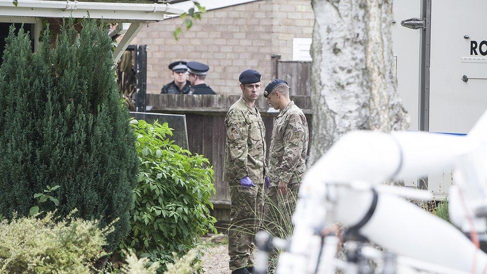 Bomb squad in St Albans